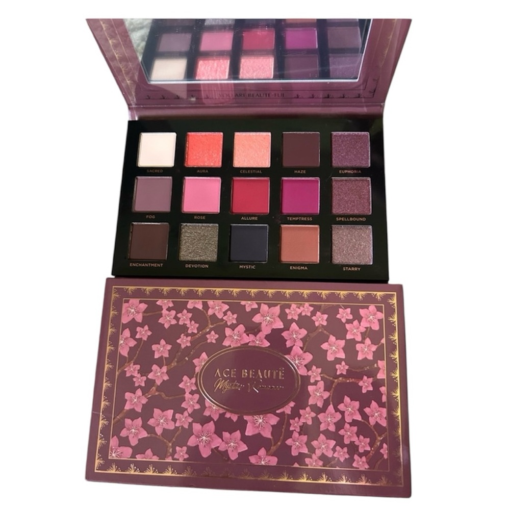 Ace Beautē Mystic Romance 15 Color Eyeshadow Palette NIB - Picture 3 of 6